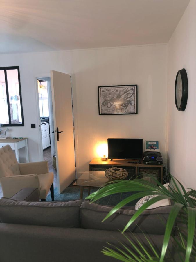 Port Marie Appartement Granville Buitenkant foto