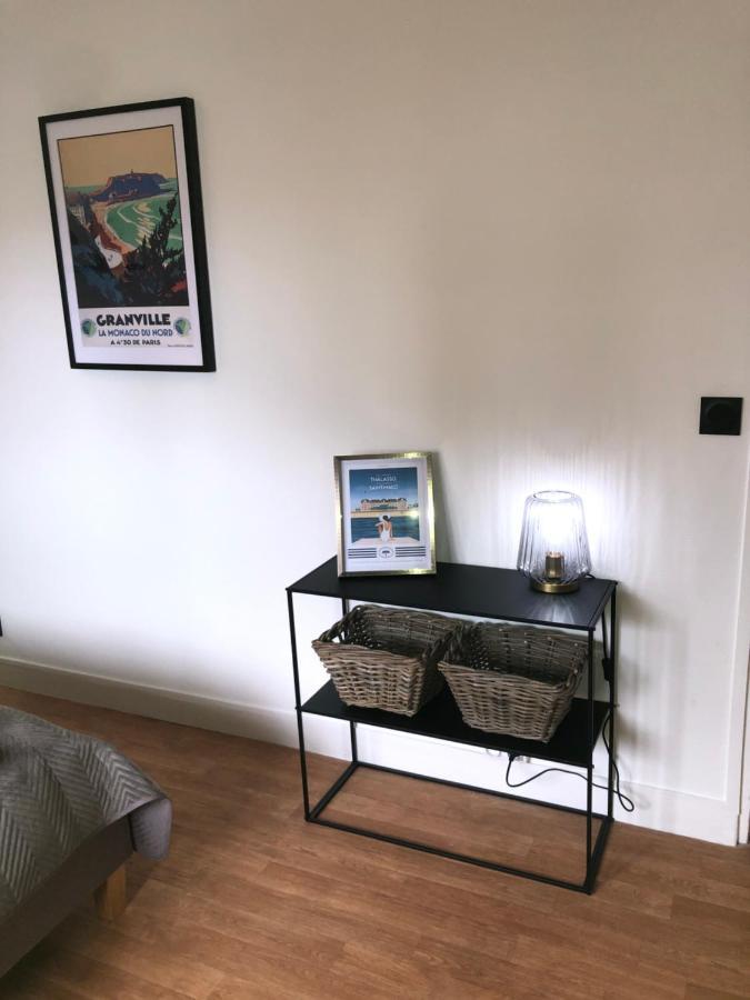 Port Marie Appartement Granville Buitenkant foto